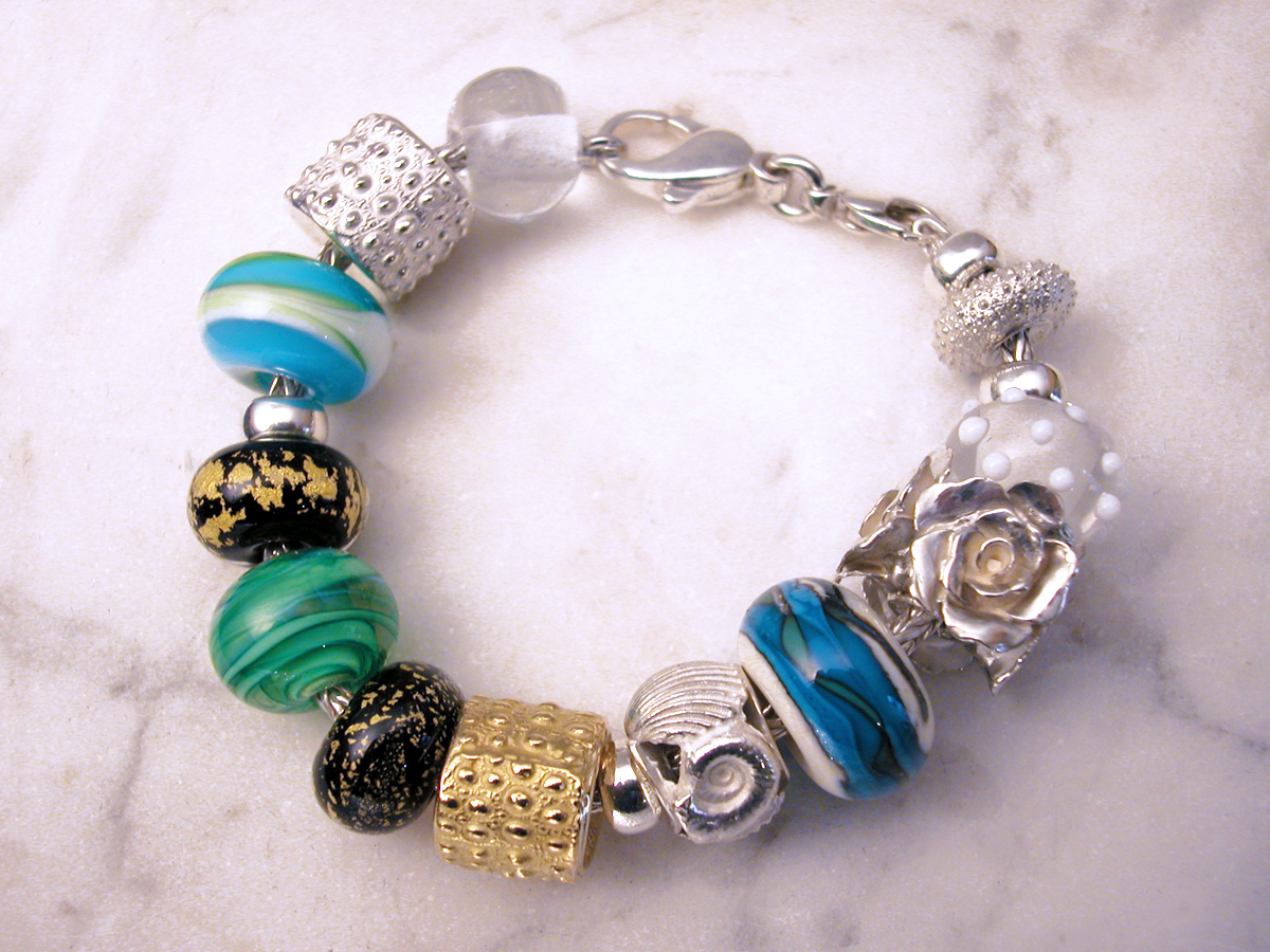 Bracelet mit Muranoglasperlen, Gold und Silber – Bild 2